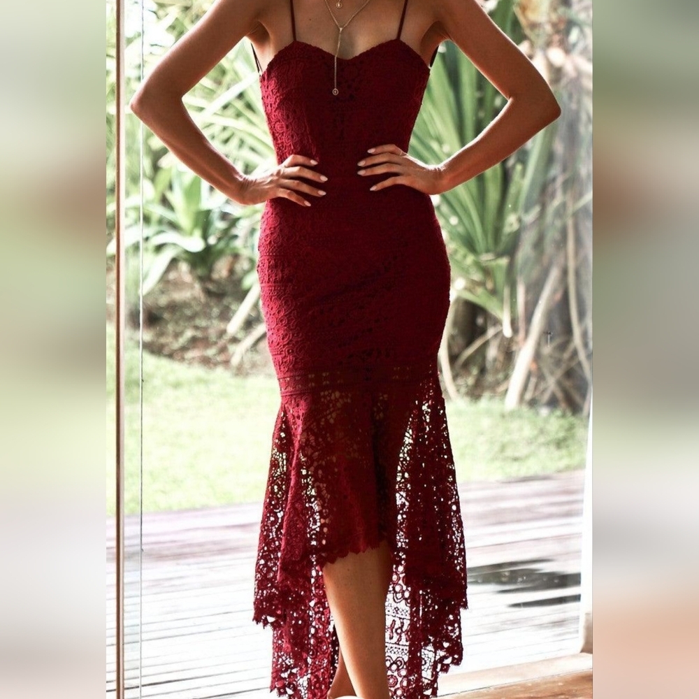 Two Sisters Elegant Burgundy Mesina Dress